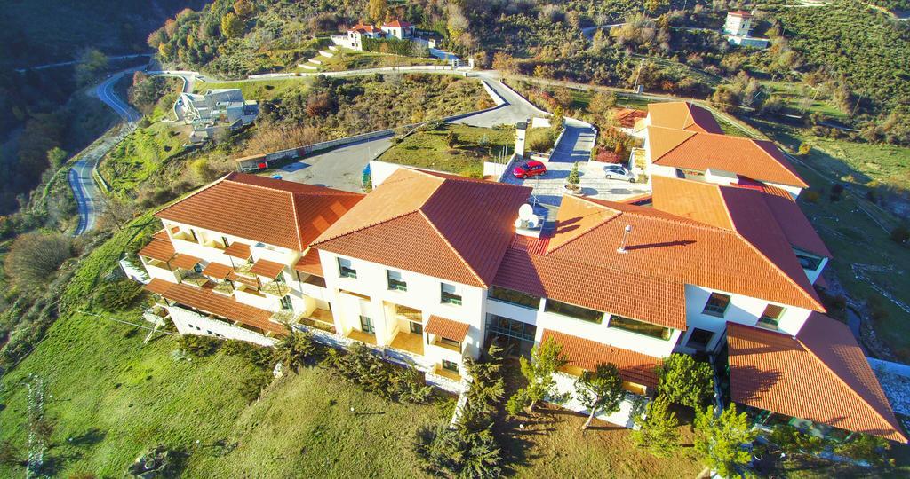 Avaris Hotel Karpenísion Екстериор снимка