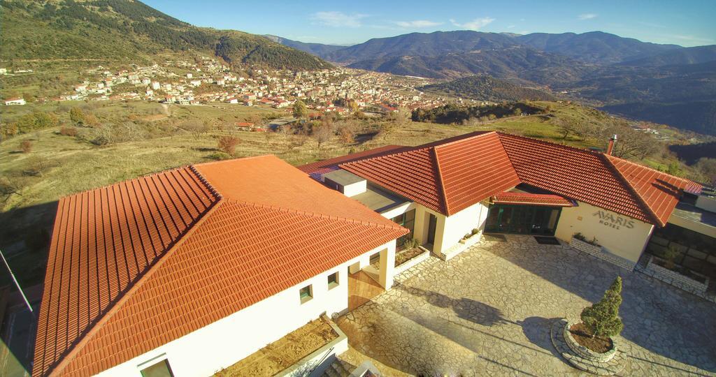 Avaris Hotel Karpenísion Екстериор снимка